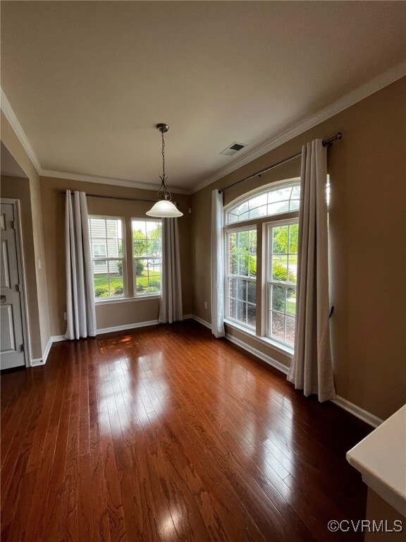 Building Photo - 8161 Creekside Village Dr