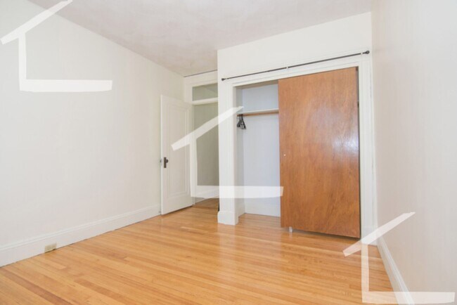 Building Photo - NICE 3 BED IN ALLSTON!!!!! CLOSE TO BU AND THE T