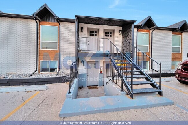 Foto del edificio - North Salt Lake 2 BD 1 BA - $500.00 Security Deposit OAC -Brookside Lofts Unit 18
