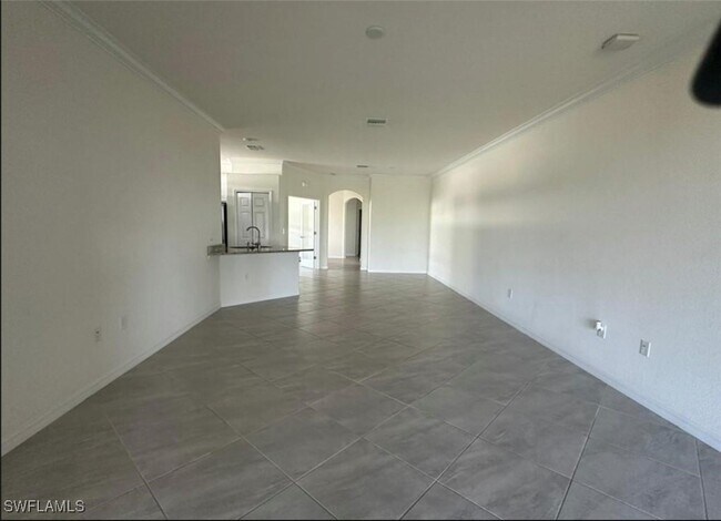 Building Photo - 17765 Woodland Ct