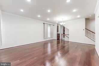 Building Photo - 25367 Wakestone Park Terrace