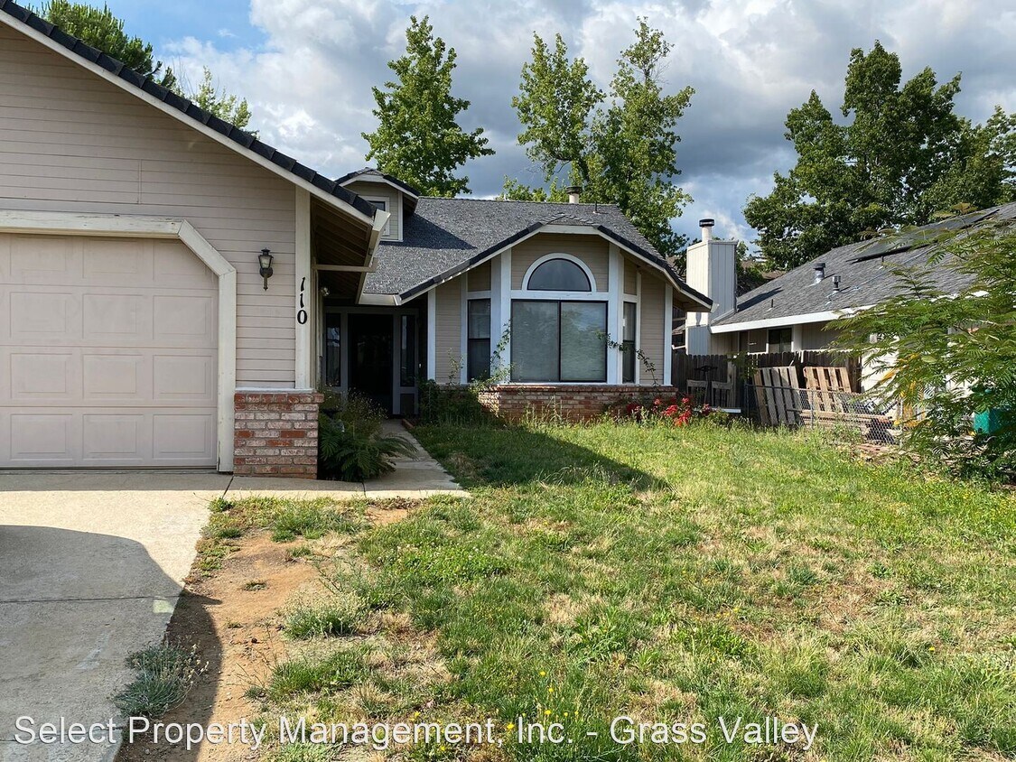 Primary Photo - 3 br, 2 bath House - 110 Castlemont Dr.