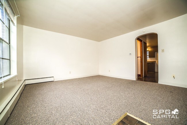 Foto del edificio - 300-304 W Walnut St