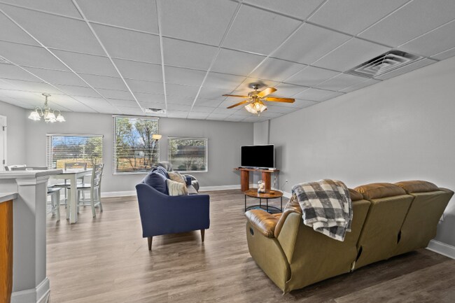 Foto del edificio - 1620 Martin Luther King Jr Ave S