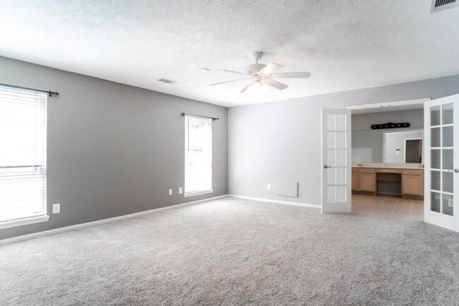 Foto del edificio - 22814 Goldstone Dr