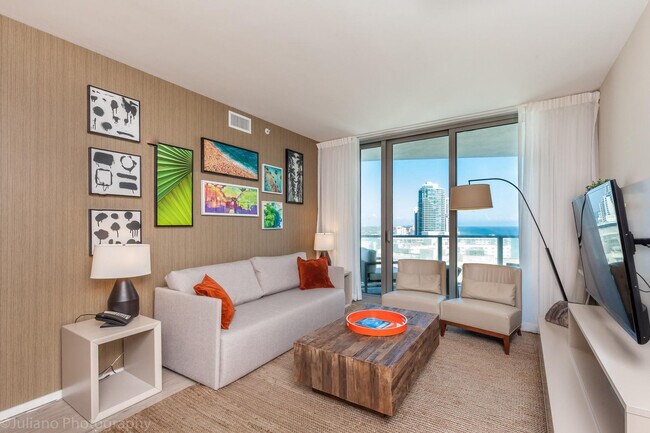 Building Photo - 4011 S Ocean Dr