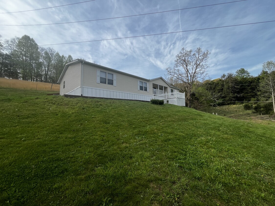 Foto principal - 282 Ferguson Ridge Rd