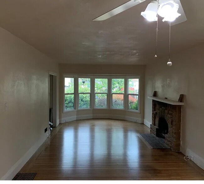 Foto del edificio - 4315 Essex St