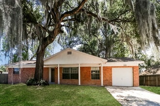 Building Photo - 11213 McMullen Loop