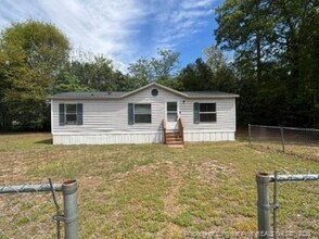 Building Photo - 2279 Sharon St