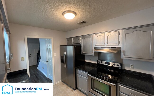 Foto del edificio - 3892 Oak Branch Cir W