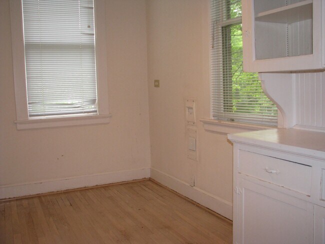 Building Photo - wilm2901