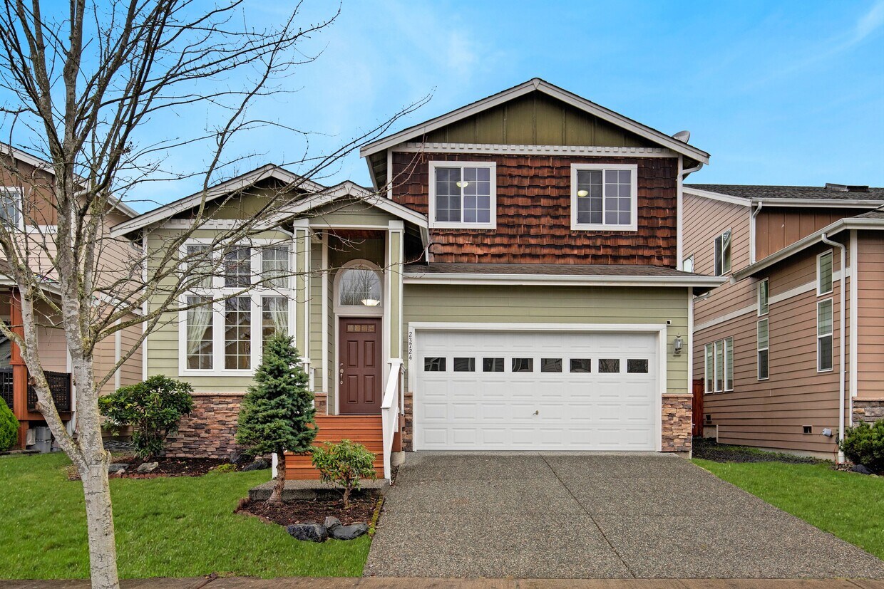 Foto principal - 23724 17th Ave W