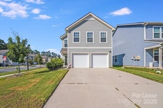 Building Photo - 12915 Hill Pine Rd