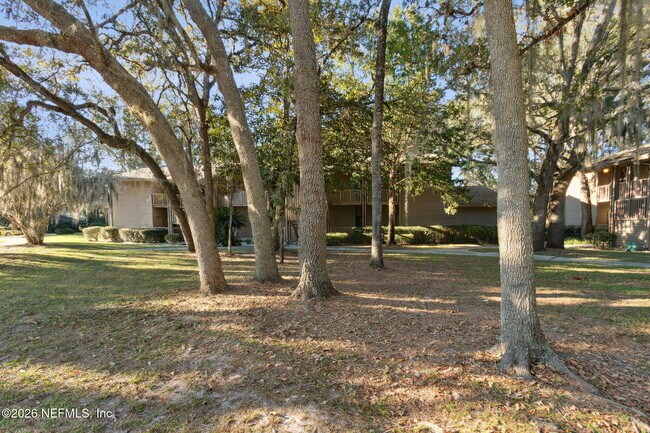 Foto del edificio - 3165 Ravines Rd