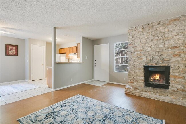 Foto del edificio - 4303 Acropolis Ct