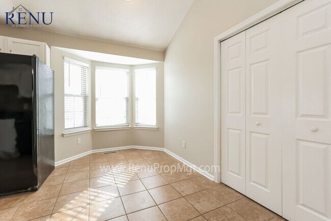 Building Photo - 3BR/2BA Home located in a cul-de-sac w/ fe...