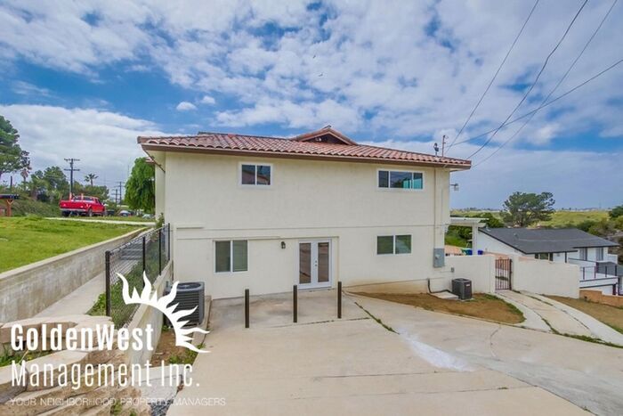 Foto principal - Lovely 2Bdm 1Ba Multi-Family House in San ...