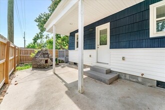 Building Photo - 1666 Oakland Ave