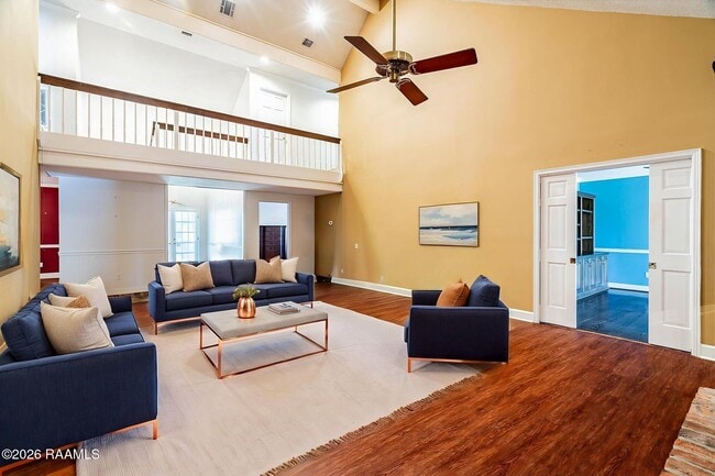 Building Photo - 110 Rimwood Ave