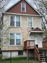 Building Photo - 7652 S Dante Ave