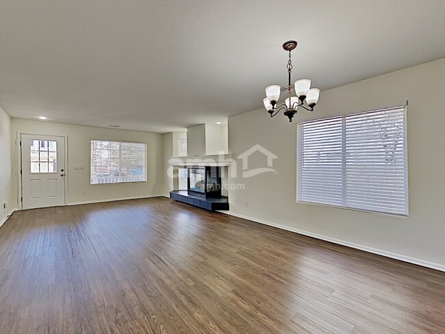 Building Photo - 9762 Chambers Dr