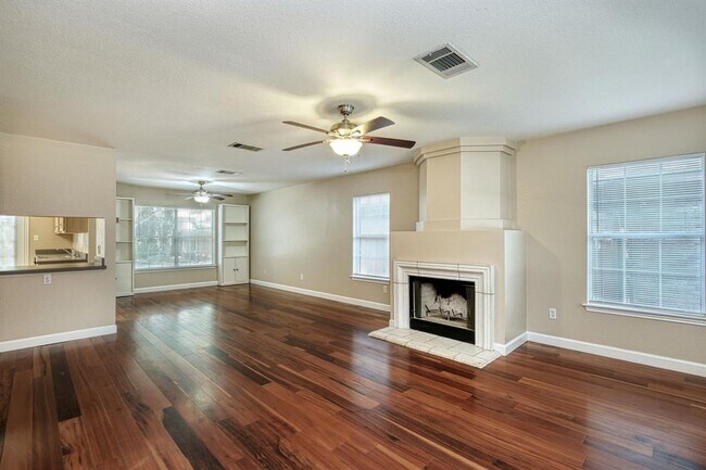 Foto del edificio - 11412 Kingsgate Dr