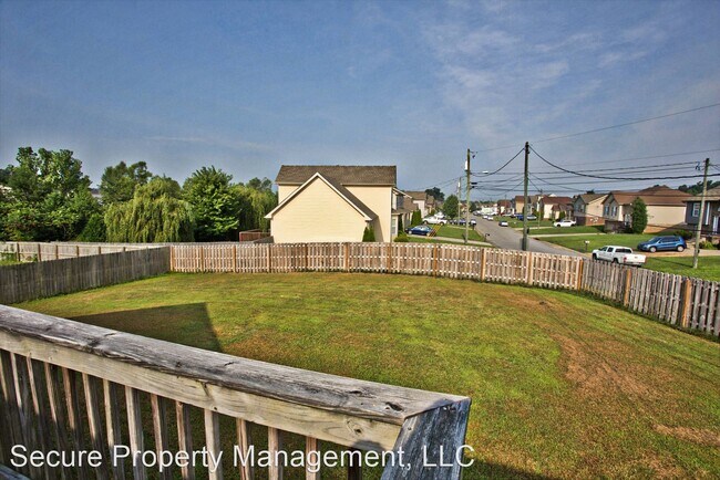 Building Photo - 4 br, 3 bath House - 3420 Bradfield Dr