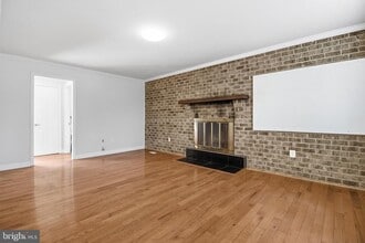 Building Photo - 14301 Perrywood Dr