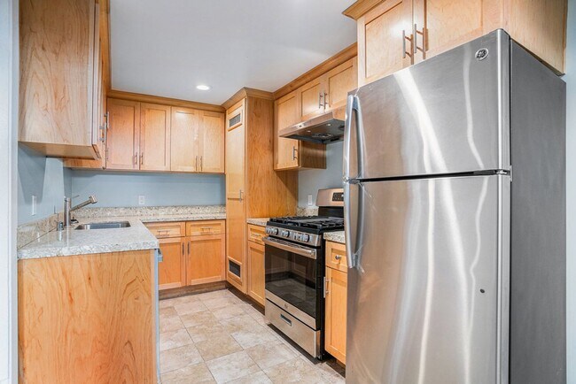 Foto del edificio - 1203 Benton St. - 1 bedroom | 1 bath