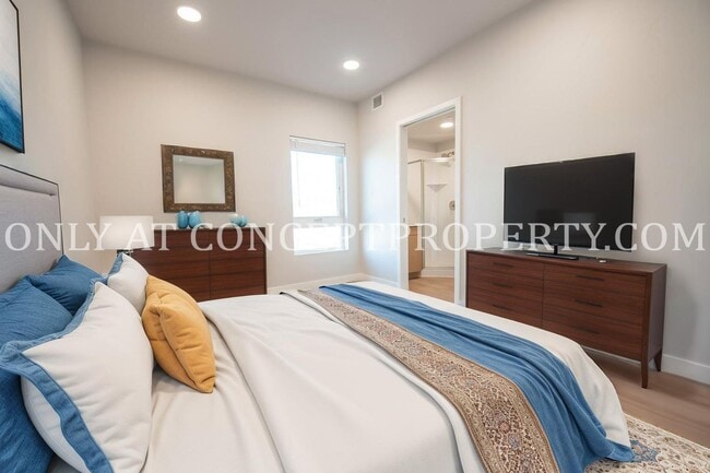 Building Photo - Embrace fresh, modern mountain living in this spacious 2-bedroom, 2-bath apartment at Studio Cros...