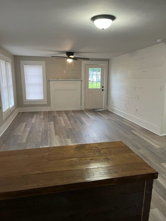 Building Photo - 439 Co Rd 412
