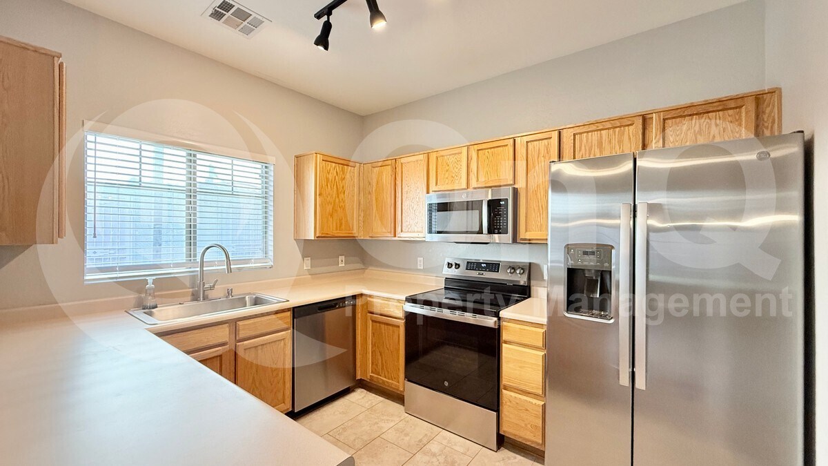 Foto principal - 805 S Sycamore