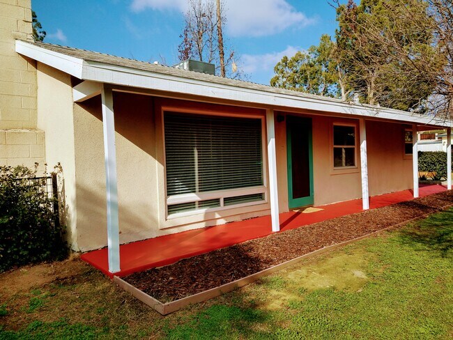Foto del edificio - 2880 Skyline Blvd