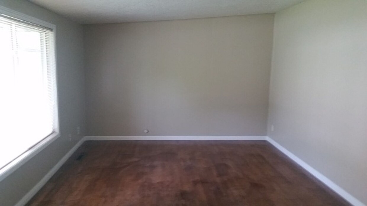 Foto principal - Cute 3 Bedroom Home in Ogden for Rent