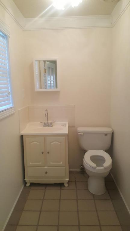 Foto del edificio - 8072 W Van Hook St