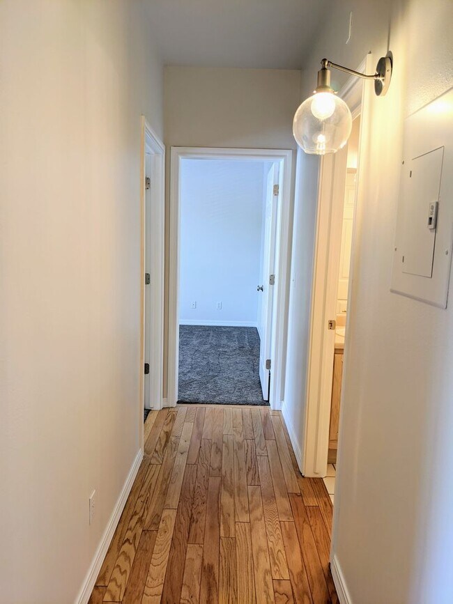 Foto del edificio - Updated Condo in Downtown Salt Lake City