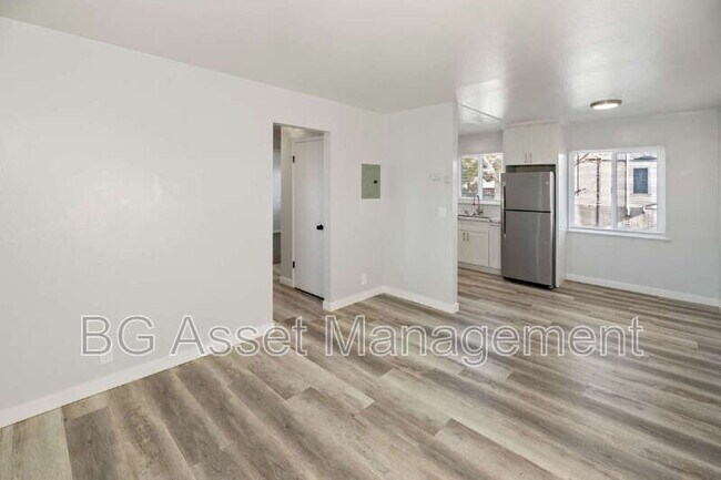 Photo - 2309 Eighth St Apartment