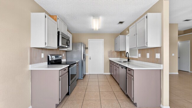 Foto del edificio - 3507 Christie Dr