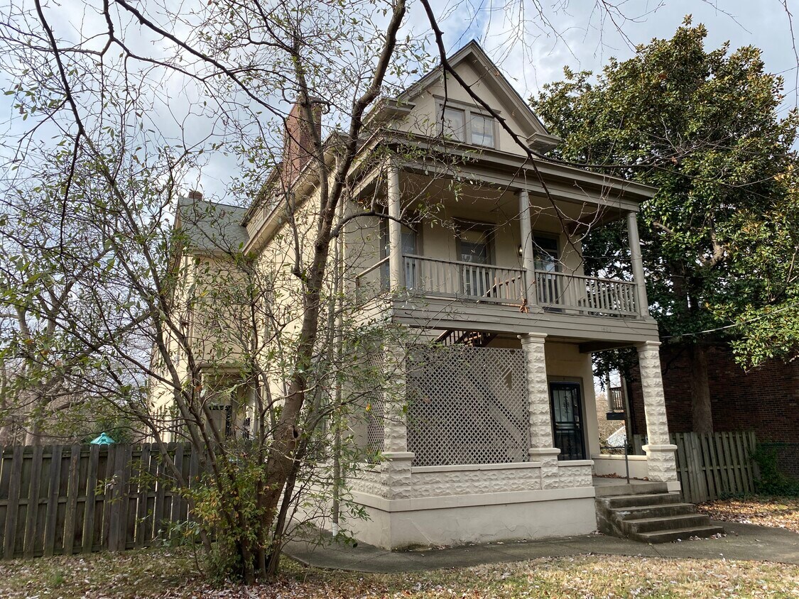 Primary Photo - 1406 S 1st St