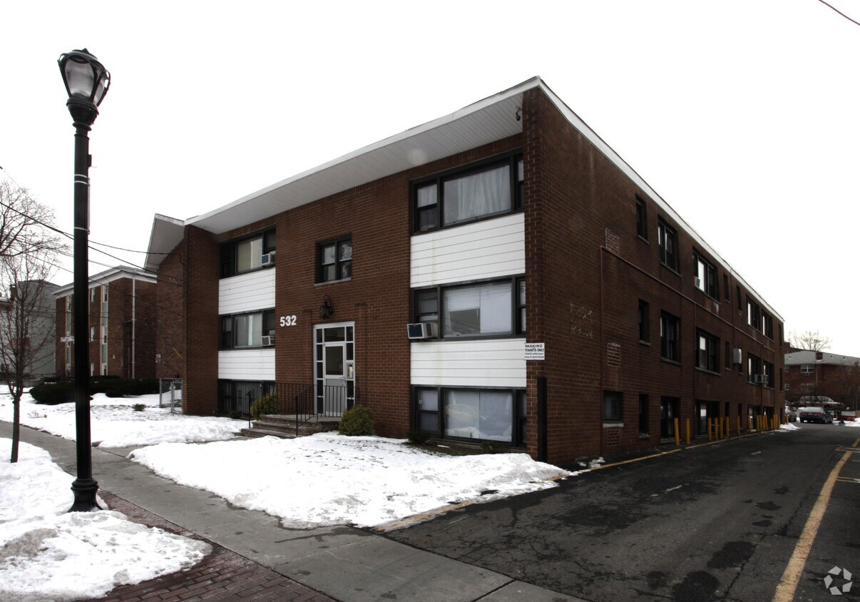 530532 Morris Ave, Elizabeth, NJ 07208 Apartments in Elizabeth, NJ
