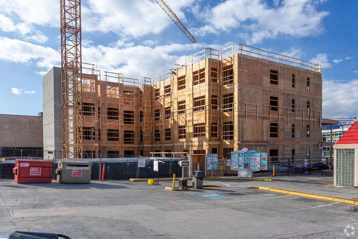 Building Photo - The Moody Rentals