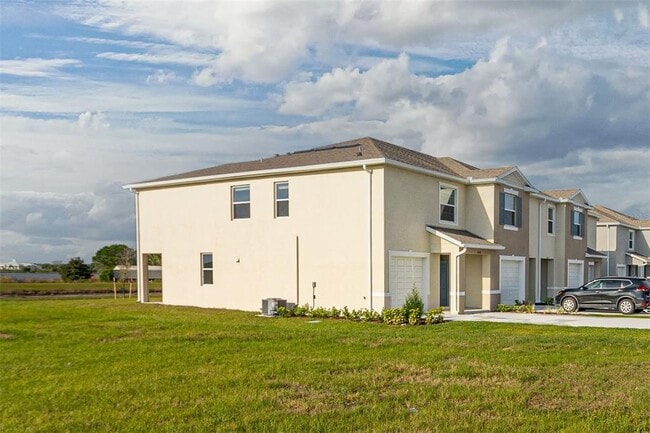 Foto del edificio - 2206 Tay Wes Dr