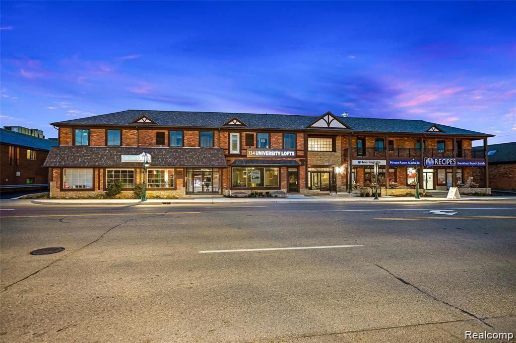 134 W University Dr Unit 301, Rochester, MI 48307 Room for Rent in