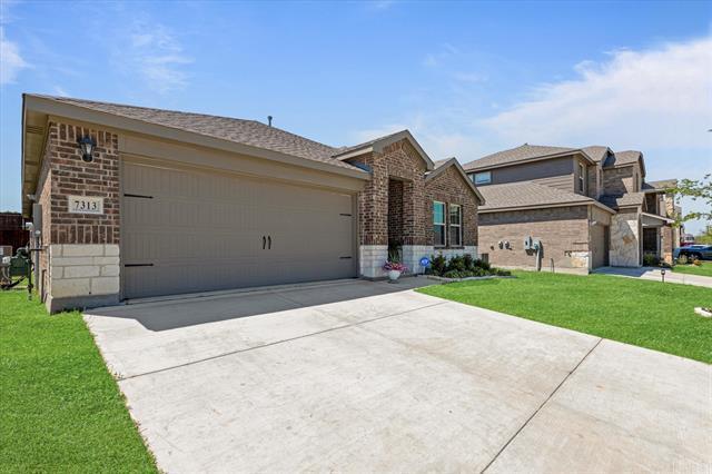 Building Photo - 7313 Mayplace Dr