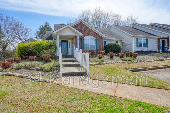 Building Photo - 256 Weston Valley Dr