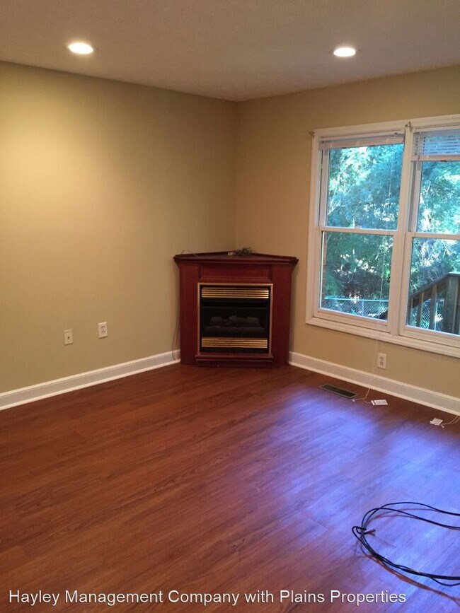 Building Photo - 3 br, 2 bath House - 738 Tanglewood Drive