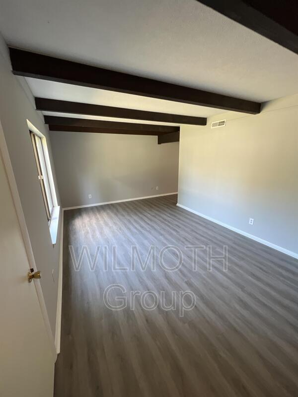 Building Photo - 3119 Wedgewood Ct