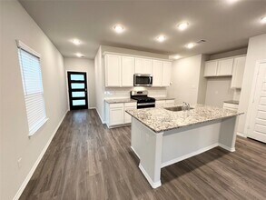 Building Photo - 23223 Spring Genesis Ln