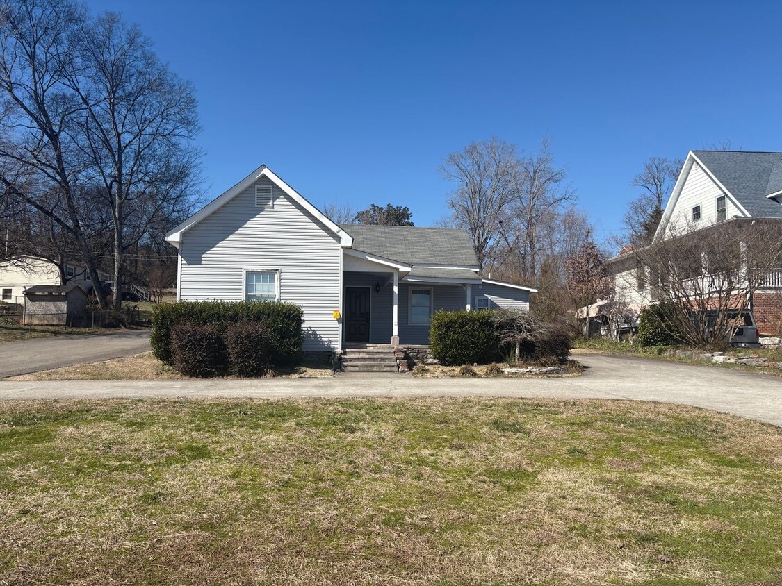 Lakefront Residential/Commercial Property ... - Lakefront Residential/Commercial Property ...